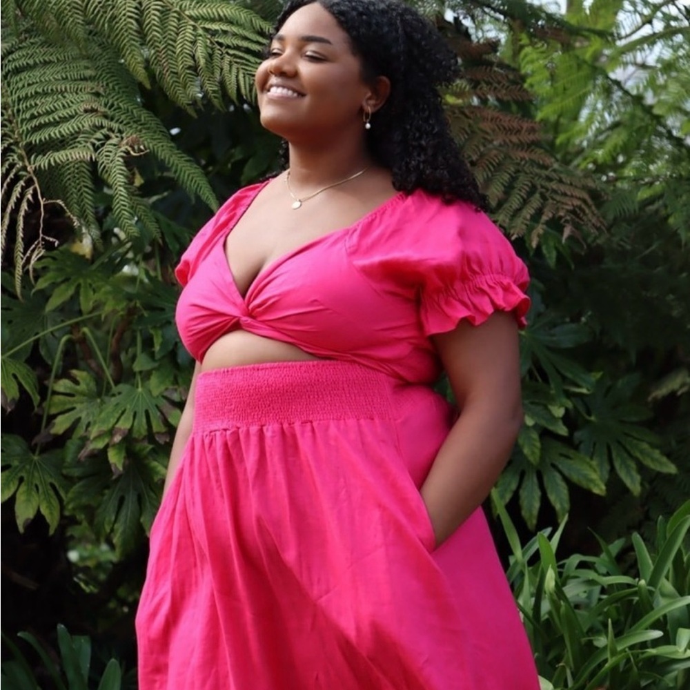 NWT Aulieude Hot Pink Reversible Marianne Cutout/Wrap/Shirred Dress - Picture 4 of 16